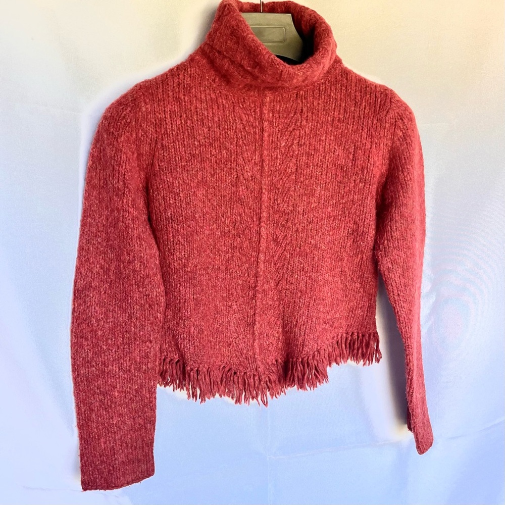 Cropped Turtleneck Sweater with Fringe Hem XS